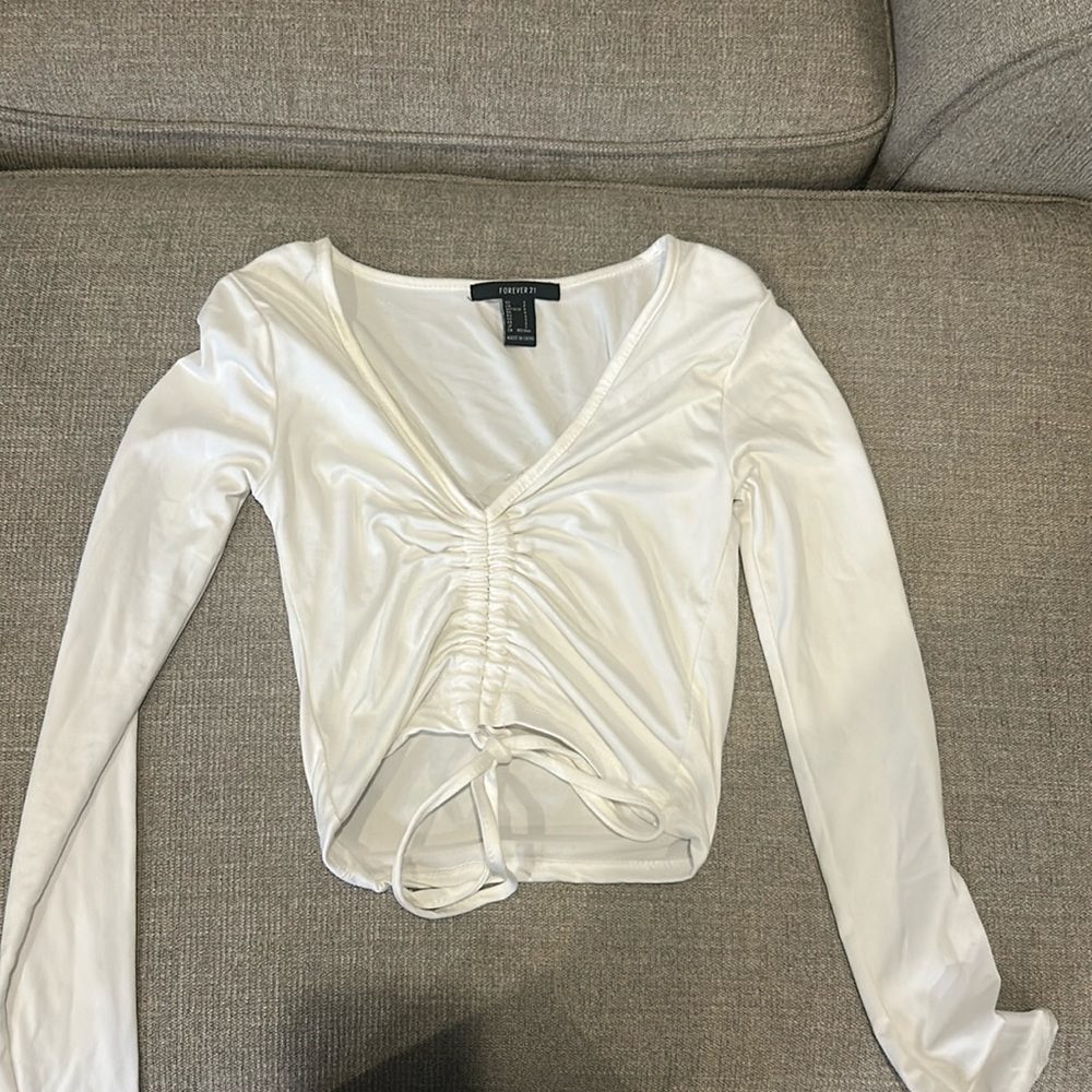 Forever 21 long sleeve synch crop top size S